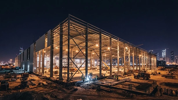 Lusail Commerce Warehouse